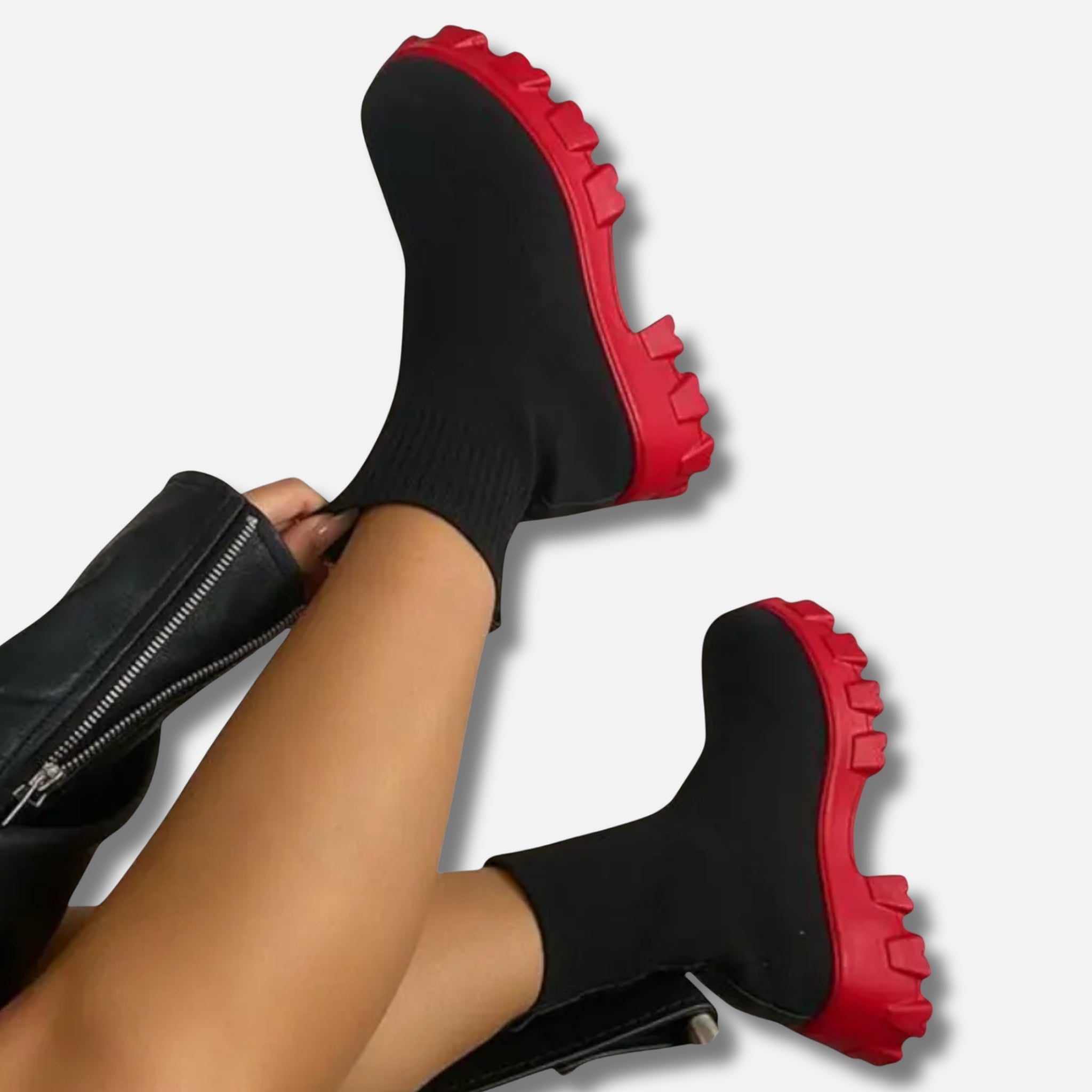 NolaKwin | Damskie Botki na Obcasie – Elegancja z Okrągłym Noskiem