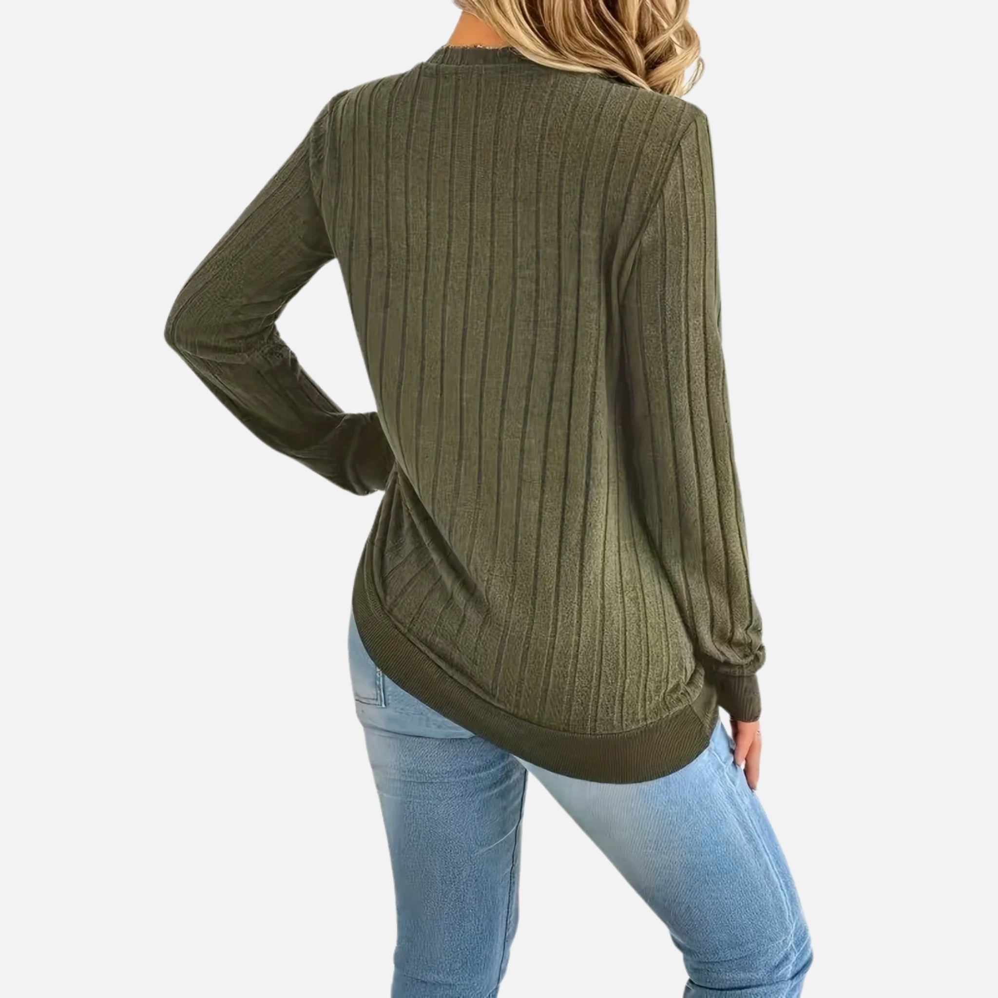 NolaKwin | Gładkie bluzki z długim rękawem i dekoltem w serek – idealne na ciepło i komfort