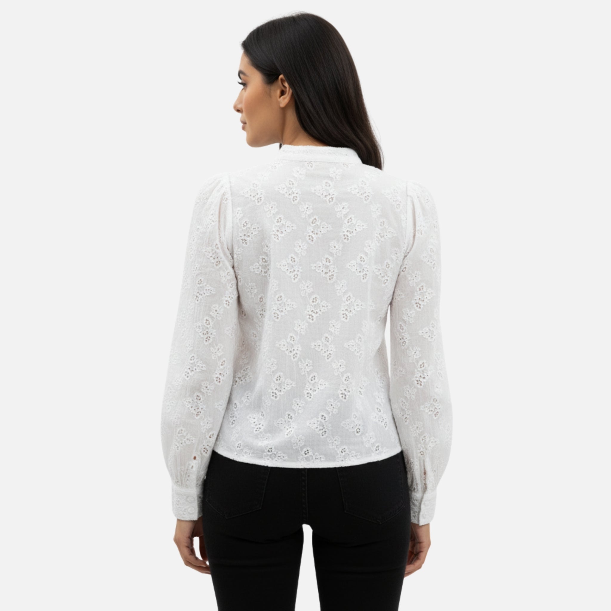 NolaKwin | Stylowa bluzka z kwiatowymi haftami