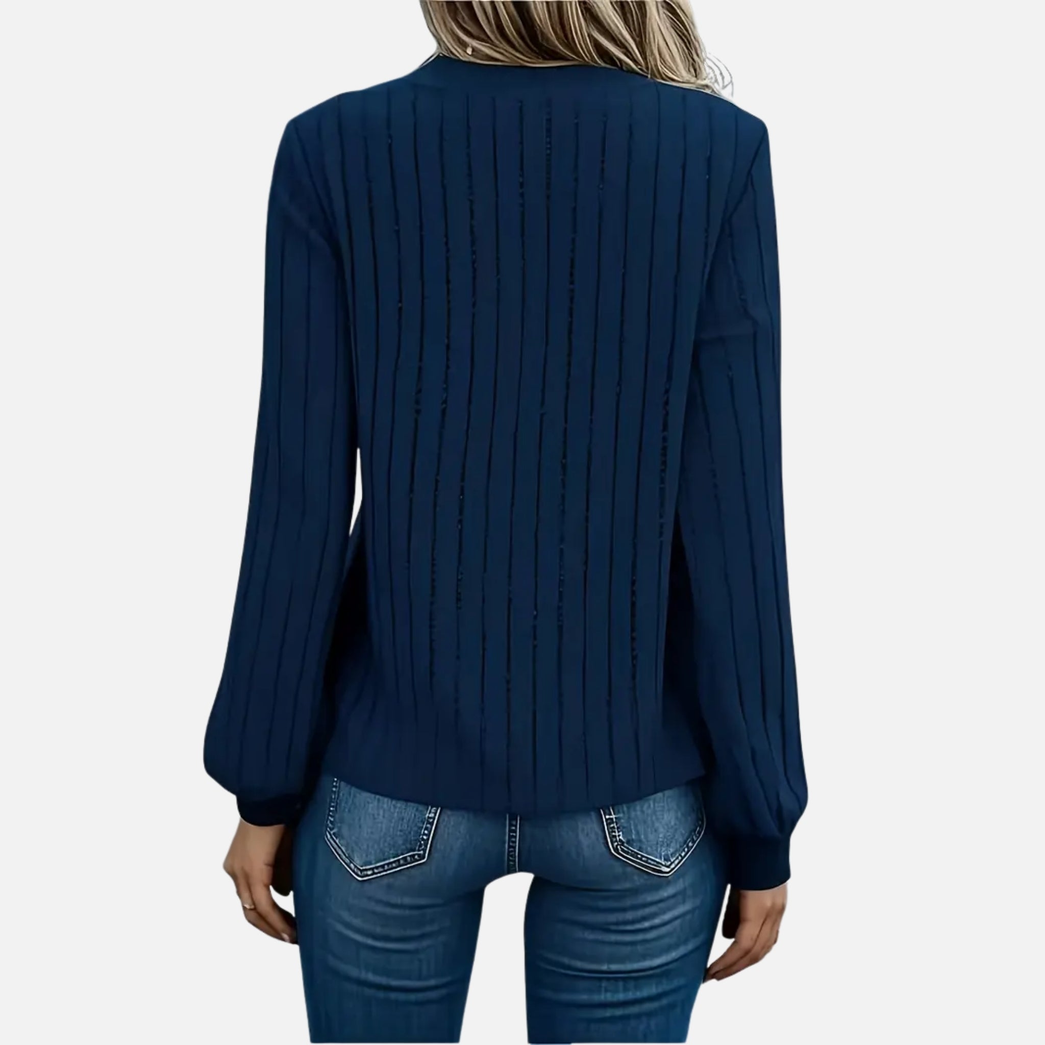 NolaKwin | Gładkie bluzki z długim rękawem i dekoltem w serek – idealne na ciepło i komfort